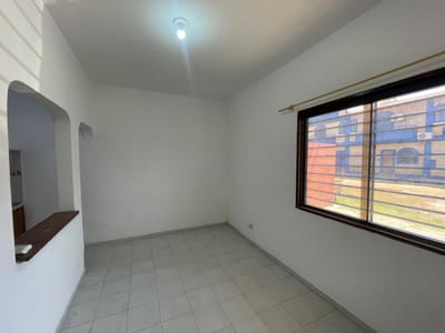 Alquilo Departamento Con Dos Habitaciones, En Mariano Roque Alonso