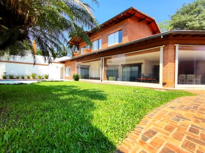 Vendo Hermosa Y Amplia Residencia En Fernando Zona Norte