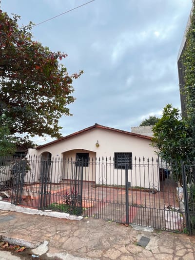 VENDO CASA EN LAMBARE BO. VALLE APU`A II