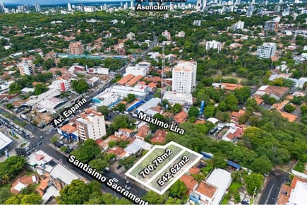 TERRENO IMPORTANTE SOBRE AVDA SANTISIMO SACRAMENTO