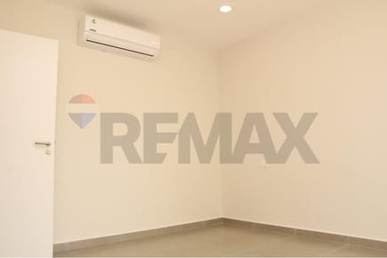 VENDO IMPECABLEE DUPLEX EN LA CIUDAD DE FDO DE LA MORA NORTE 