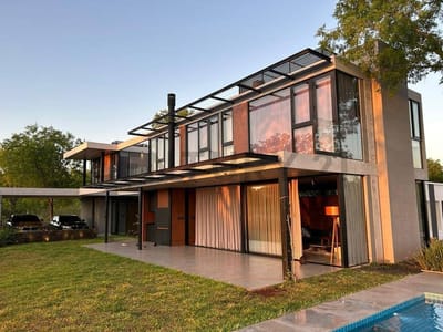 Vendo lujosa residencia en condominio privado Aguavista-San Juan del Parana