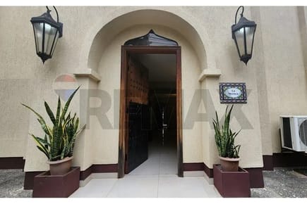 CASA EN ALQUILER PARA OFICINA – BARRIO MARISCAL ESTIGARRIBIA, ASUNCIÓN