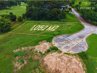 Terreno en el urubó golf