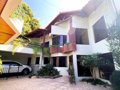 VENTA / ALQUILER CASA 