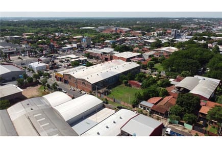 TERRENO UNICO EN EL CORAZON COMERCIAL DE MRA
