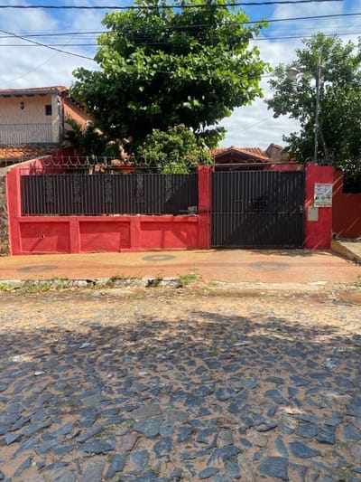 VENDO CASA DE 4 HABITACIONES EN HIPODROMO EN ASUNCION