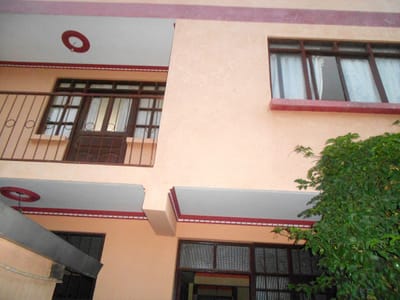 EN VENTA, CASA 2 PLANTAS CON ALTILLO