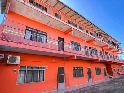 CASA CON 15 HABITACIONES CERCA DE UNIVERSIDADES