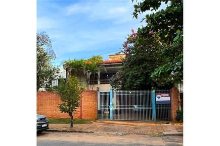 VENDO PROPIEDAD EN BARRIO CARMELITAS, ASUNCION