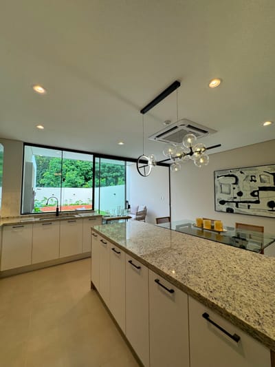 VENDO DUPLEX EN BARRIO CERRADO EN LUQUE