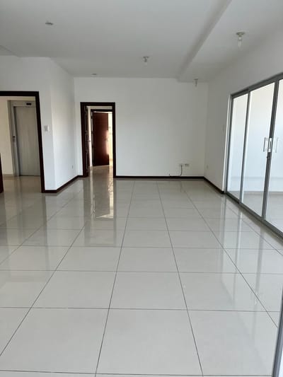 Barrio Urbari, Hermoso Depto de 234m2 de 3 dormitorios