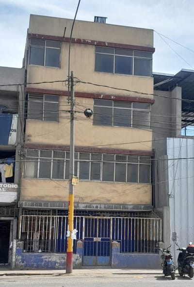 VENTA DE TERRENO AV. PERU 