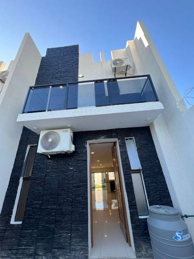 ALQUILO DUPLEX EN LUQUE