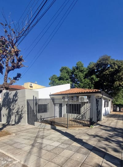 ALQUILER DE CASA EN BARRIO SANTA LIBRADA, VILLA CORINA – ASUNCIÓN
