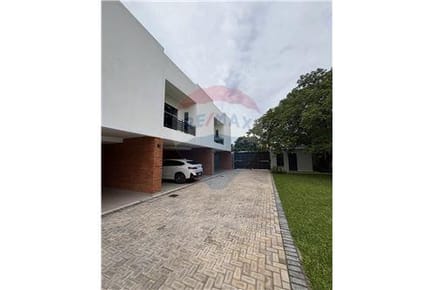 Duplex-Alquiler-PY Central Luque Campo Grande 
