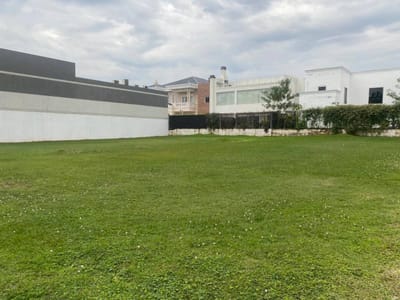 EN VENTA TERRENO EN RAKIURA LUQUE