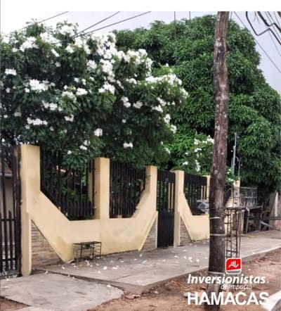 CASA AMPLIA EN VENTA POR LA RADIAL 13 5TO ANILLO