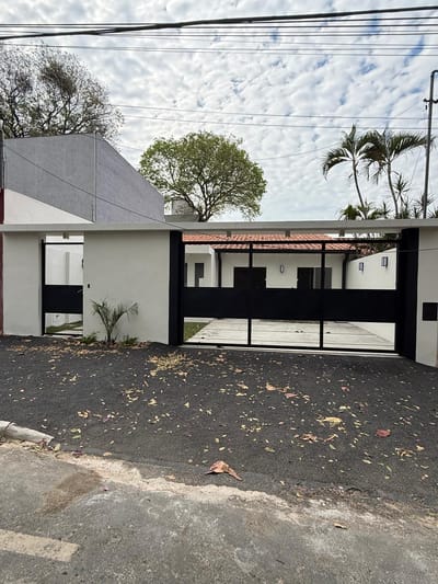 ALQUILER DE CASA EN BARRIO SEMINARIO (MBURICAO)