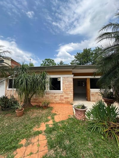 Vendo casa en San Lorenzo