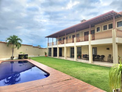 CASA EN VENTA - SANTA CRUZ DE LA COLINA 