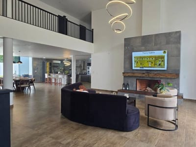 Residencia De Lujo En Venta En San Bernardino