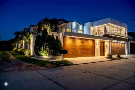 HERMOSA CASA EN VENTA, ZONA NORTE.