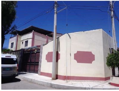 Casa Esquinera 7 Dormitorios, 5 Baños, Con Tienda Y Vivienda Auxiliar – Zona Puk