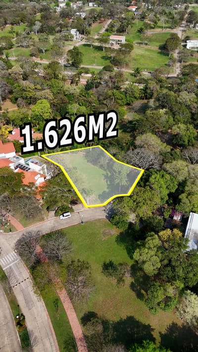 Terreno en Venta - COLINAS DEL URUBO2