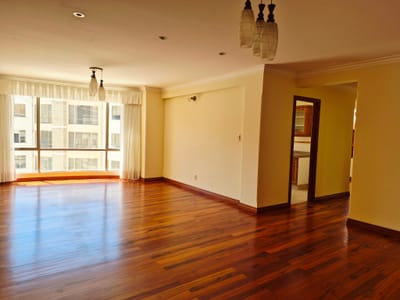 DEPARTAMENTO EN ANTICRETICO ENM ACHUMANI TIPO DUPLEX 