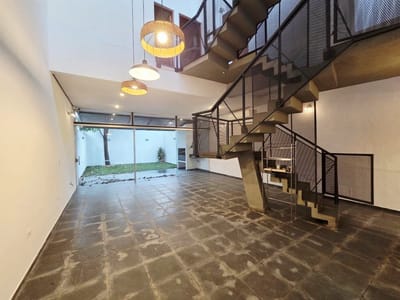 Duplex En Venta, Zona: Santisima Trinidad - Sacramento Y Primer Presidente.