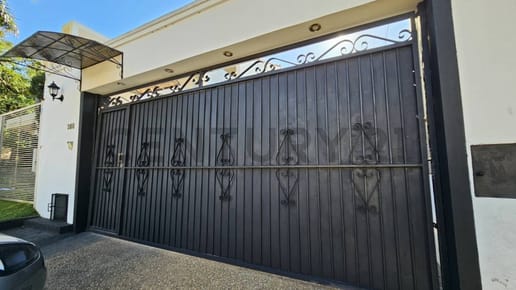 ALQUILO HERMOSO CHALET EN BO MADAME LYNCH