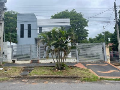 Alquilo casa en Loma Pyta - Asunción 
