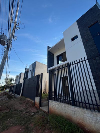 VENDO DUPLEX A ESTRENAR EN LAMBARÉ - ZONA BRUNO GUGGIARI 