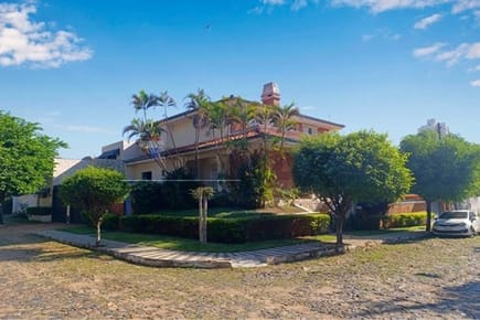 Vendo Hermosa Casa en esquina en Las Lomas Carmelitas Asunción 
