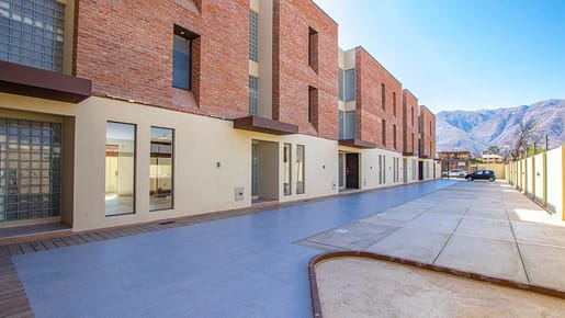 VIVIENDA EN CONDOMINIO EN VENTA - ZONA EL CASTILLO
