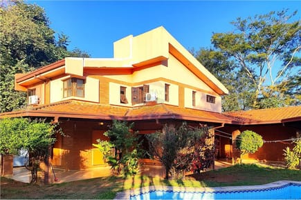 ???? Residencia en Venta – Barrio Felicidad, Lambaré