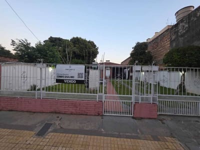 Vendo casa bo Herrera Asuncion, sobre av lillo
