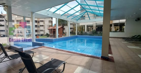 En Condominio Con Piscina, Sauna Y Jardín 
