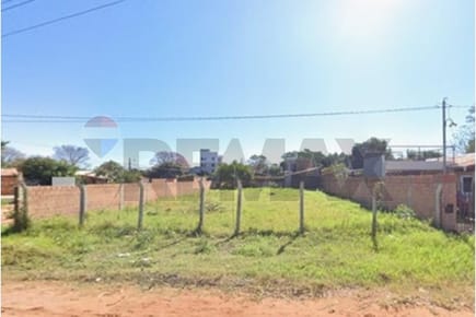 VENDO AMPLIO TERRENO EN SAN LORENZO