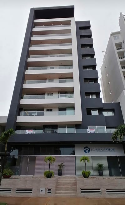 EN VENTA HERMOSO Y SÚPER AMPLIO DEPARTAMENTO EN EQUIPETROL!!