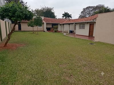 VENDO HERMOSA CASA DE FERNANDO DE LA MORA ZONA NORTE
