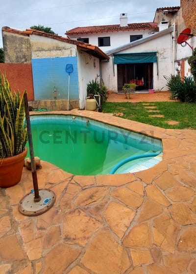 VENDO CASA ESTILO CLASICA EN BARRIO SAN CRISTOBAL