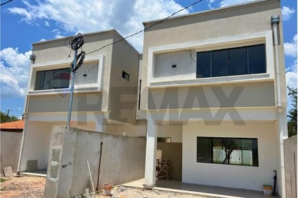 EN VENTA DUPLEX EN LIMPIO