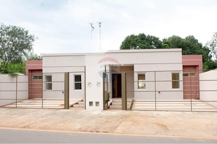 Casa - Venta - Luque, Paraguay