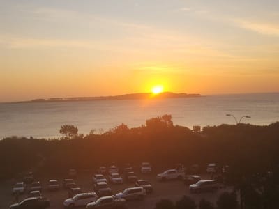 Apto En Edificio Tunquelen II Pda. 6 De La Mansa.frente Al Mar 