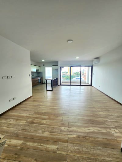 Departamento de 3 dormitorios en alquiler, zona Norte