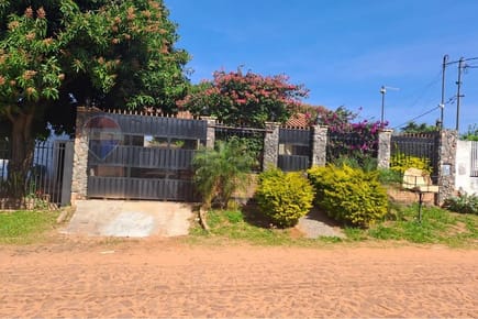 VENDO HERMOSA CASA EN ITAUGUA BO CAÑADITA