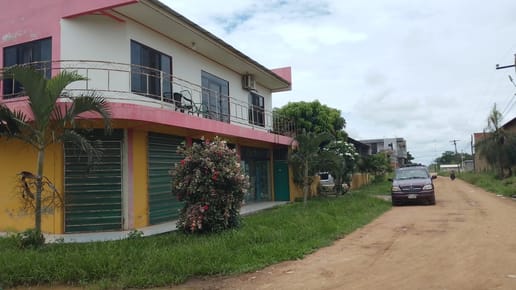 Casa Comercial 