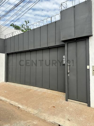 ALQUILO CASA PARA VIVIENDA/OFICINA